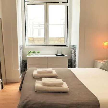 Sj1e Heart Of Baixa With New A/c Spacious Friendly Апартаменти Лісабон